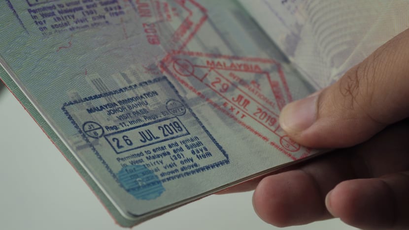 Singaporeans reminded to ensure passports are stamped correctly at Malaysian immigration