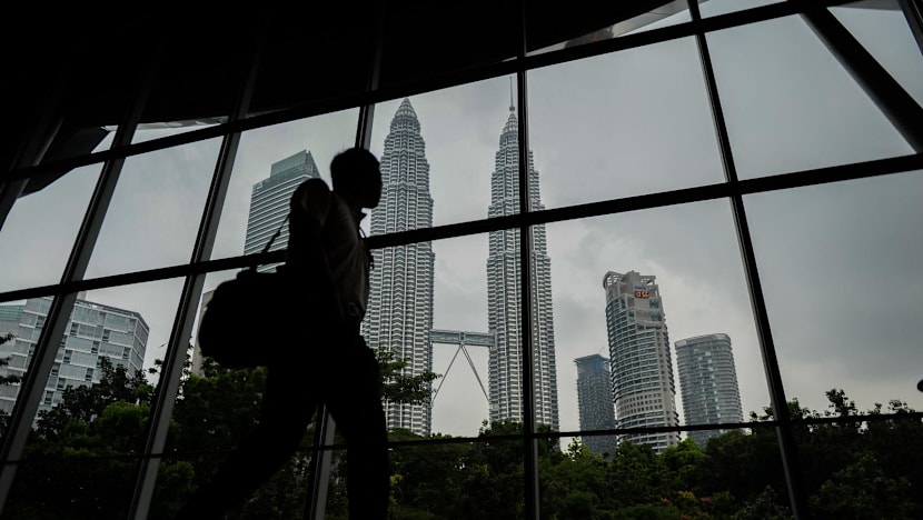 Malaysia’s wage growth lags behind GDP as ‘top firms are not scaling’ – what gives?