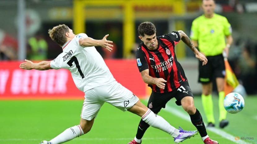Milan stumble out of the blocks with defeat to Cremonese