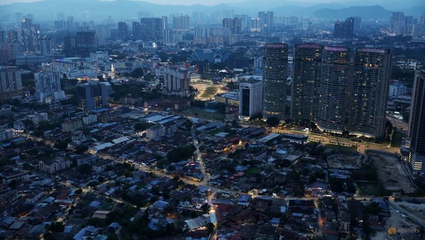 Malaysian central bank lifts 2026 growth forecast slightly, flags risks from prolonged Iran war 