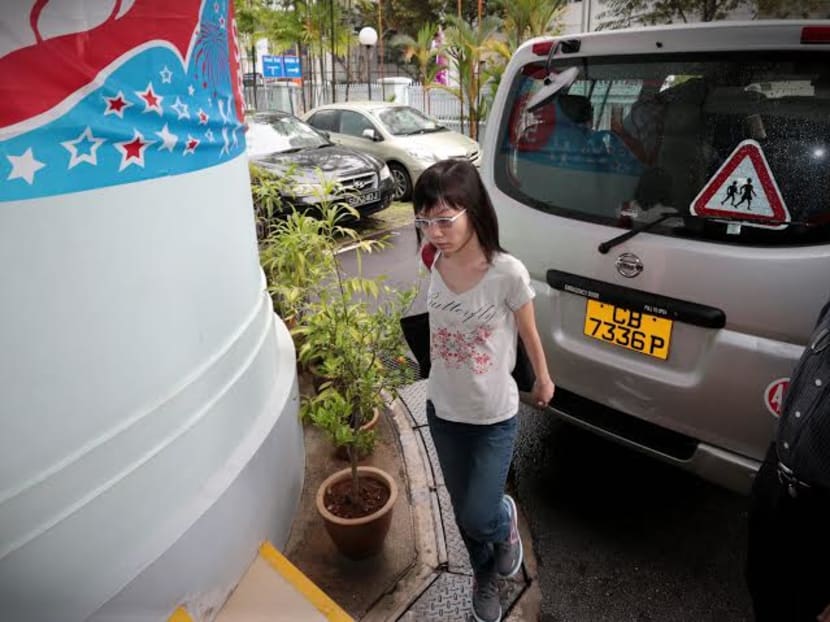 Potential candidates arrive at the Elections Department