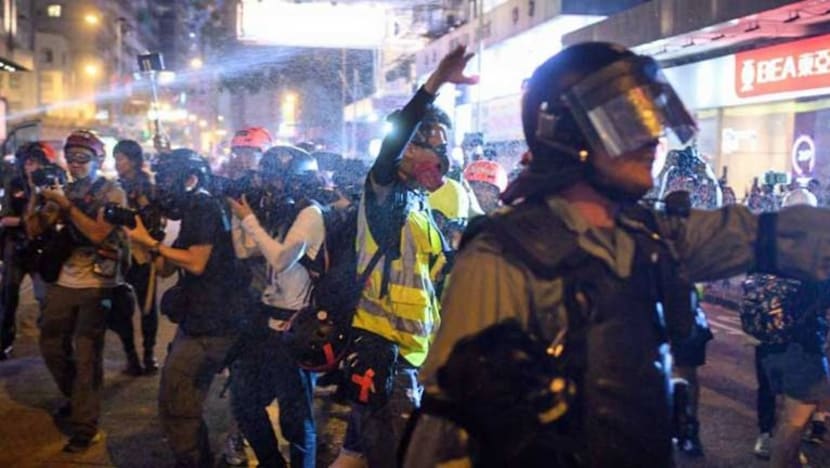 Pertempuran sengit di Hong Kong jelang ulang tahun ke-70 China