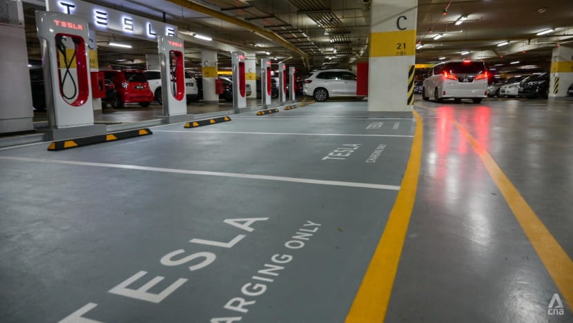 Malaysia's electric vehicle push gets a turbo boost, but speed bumps lie ahead Malaysia's electric vehicle push gets a turbo boost, but speed bumps lie ahead