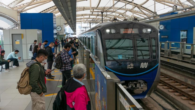 Berlaku 17-19 September, naik MRT, LRT, dan Transjakarta hanya Rp1