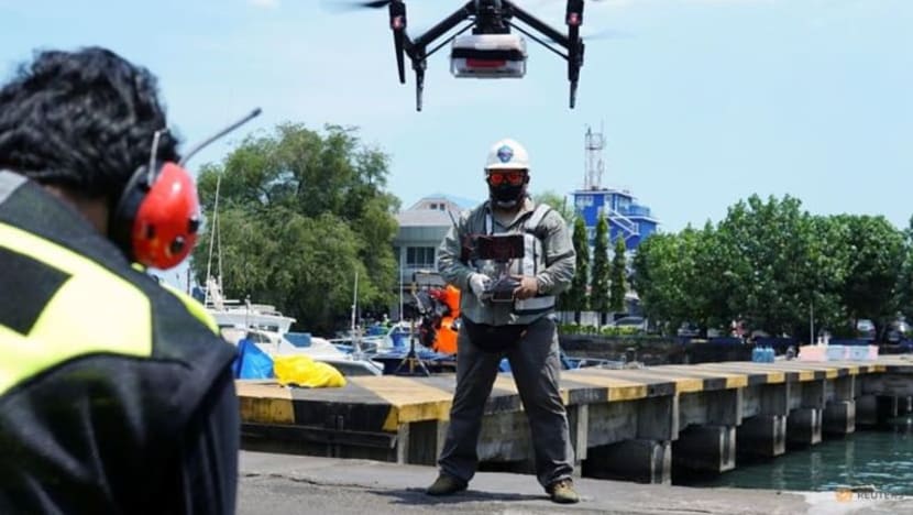 Penghantaran guna dron di Indonesia, penghubung pesakit COVID-19 yang asingkan diri