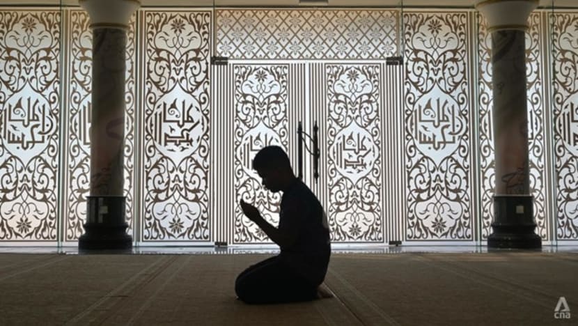 Politik Islam: Cemas di tengah kelindan penerapan hukum Syariah di Malaysia dan Indonesia Politik Islam: Cemas di tengah kelindan penerapan hukum Syariah di Malaysia dan Indonesia