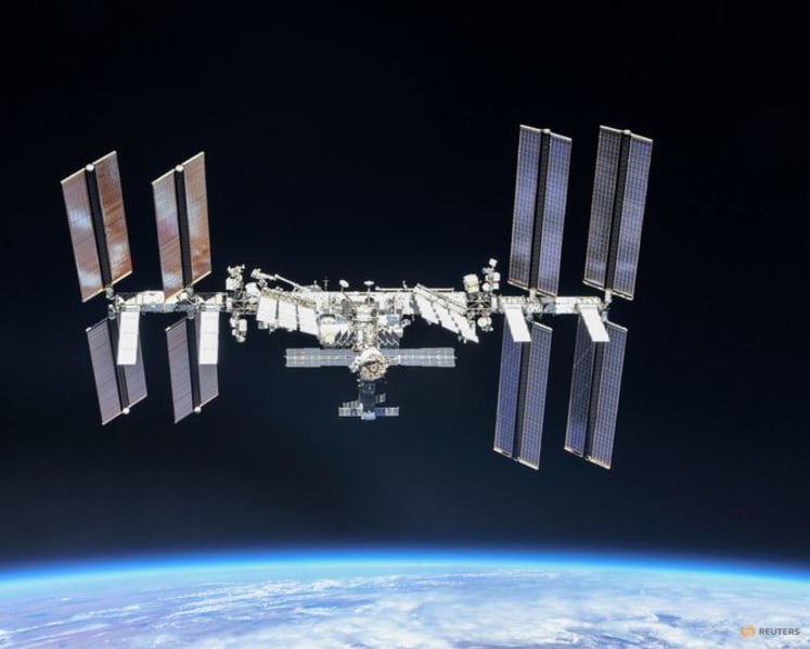 Russia rejects accusations of endangering ISS astronauts 