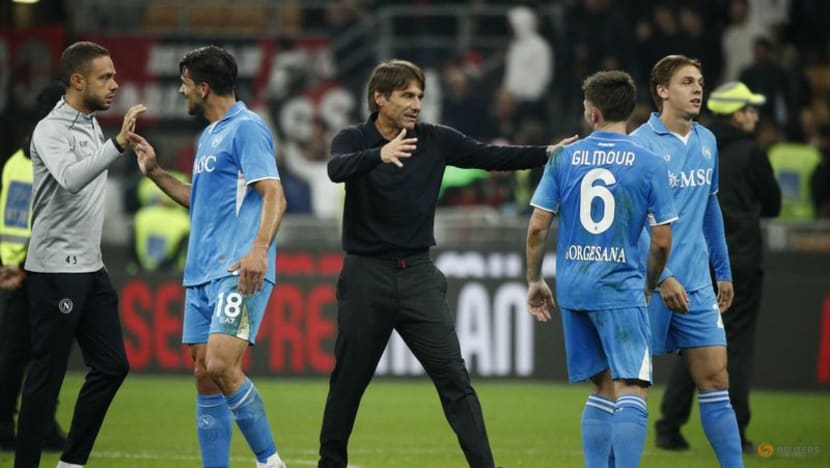 Napoli extend lead at the top with 2-0 win at Milan Napoli extend lead at the top with 2-0 win at Milan