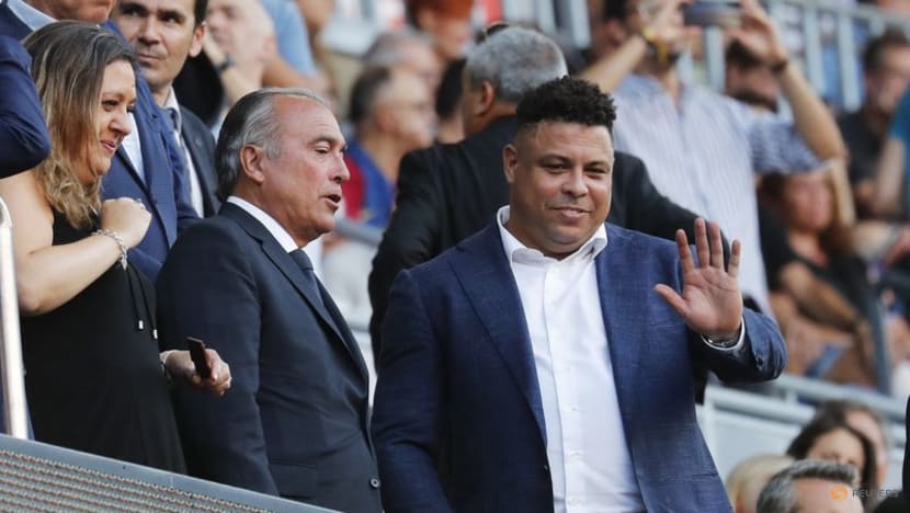 Brazilian Ronaldo sells stake in Valladolid