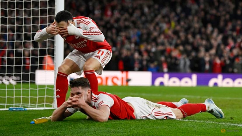 Gyokeres double as Arsenal outclass Sunderland to extend lead