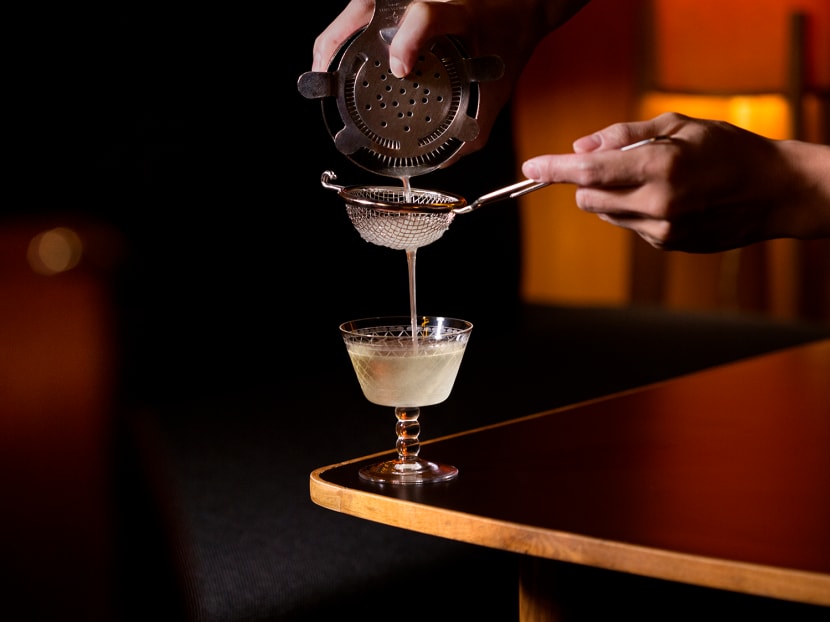 Top mixologists from London and Singapore tell us their secrets to making that perfect martini Top mixologists from London and Singapore tell us their secrets to making that perfect martini