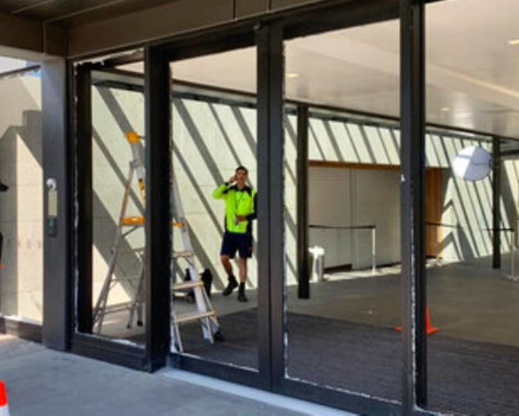 Man smashes New Zealand parliament doors with axe