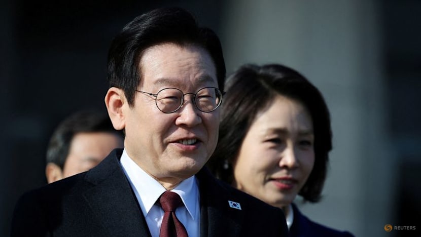 South Korea's Lee to head for Japan summit a week after meeting China's Xi
