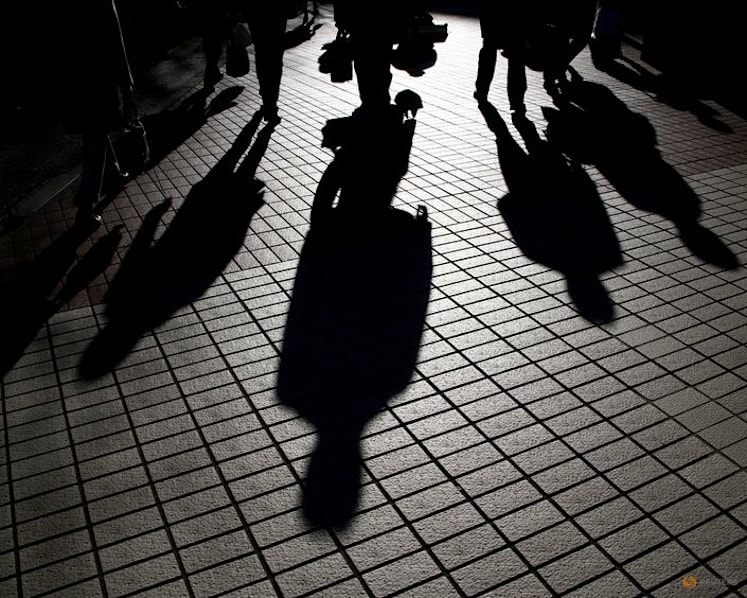 Japan's real wages extend gains, consumer spending decline slows in April
