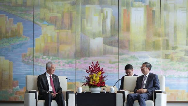 李资政到访中国会见上海市委书记陈吉宁