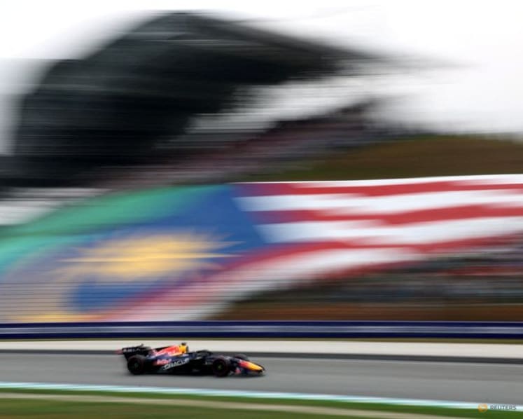 Malaysia considering bringing F1 race back, minister says