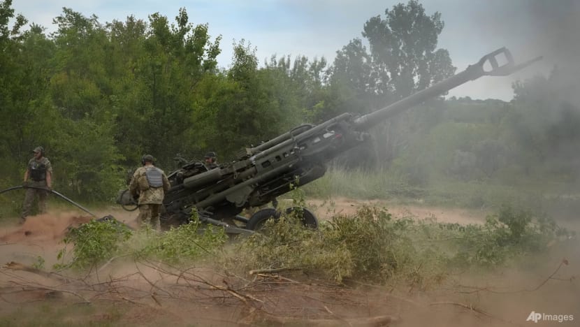 HIMARS and howitzers: West helps Ukraine with key weaponry