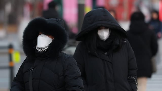 韩国遭遇强寒流来袭 全国进入“冰库”模式