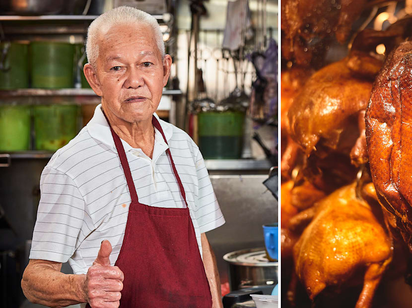 81-Year-Old Hawker Up At 3am Daily To Cook Delish Charcoal-Roasted Ducks At New Stall