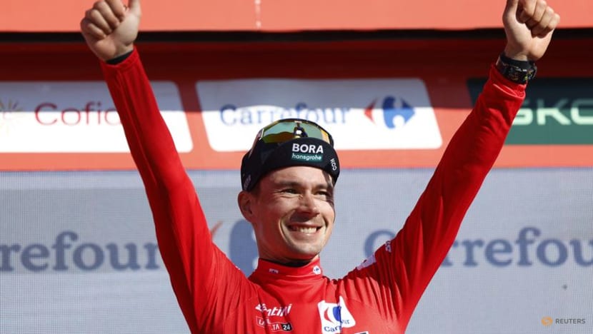 Favourite Roglic eyes becoming oldest Giro d'Italia winner 
