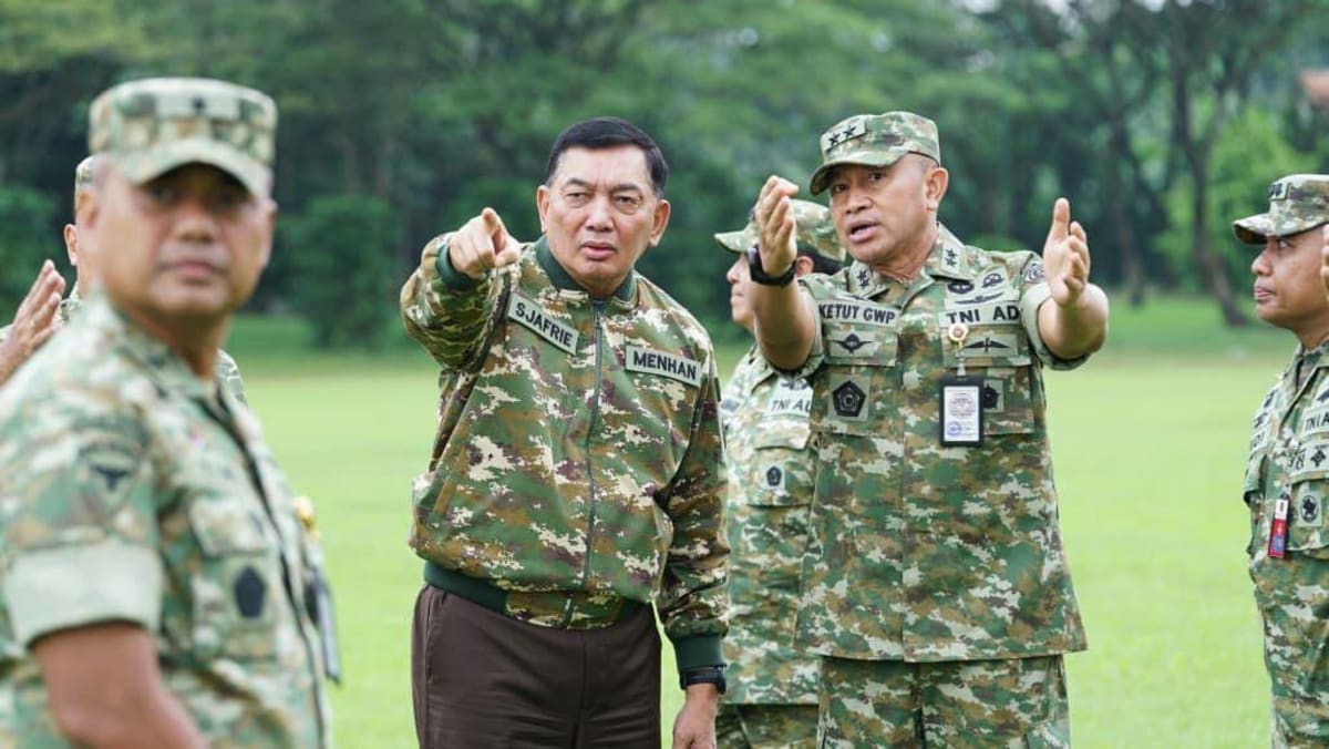 Indonesian civil servants to undergo military training to boost national defence