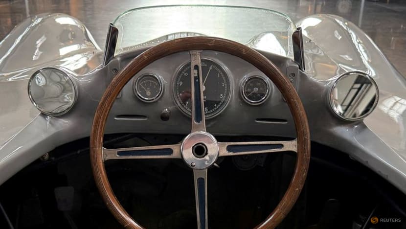 Mercedes 'streamliner' fetches record 51 million euros at auction