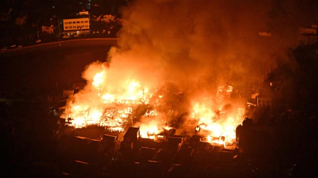 日本7.6级地震 一老人被倒塌房屋压死