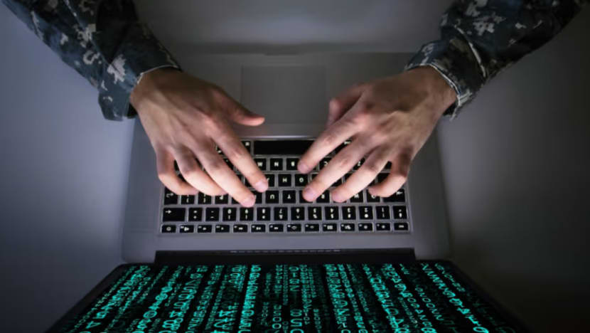 jelasBERITA: Apa itu perang hibrid?