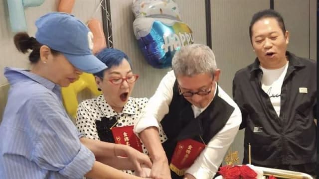 张小燕欢度76岁生日　众星齐聚庆生