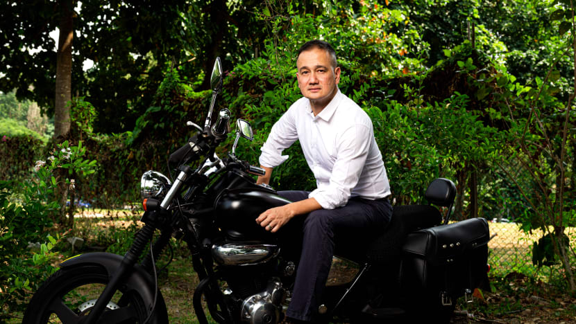 Gurmit Singh On How He Nearly Died Last Year, His “Epic Reduction In Salary” When He Left Full-Time Work & His Return To The Airwaves Gurmit Singh On How He Nearly Died Last Year, His “Epic Reduction In Salary” When He Left Full-Time Work & His Return To The Airwaves