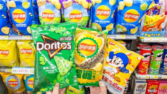 榴梿薯片 VS 香菜玉米饼：你敢挑战吗？