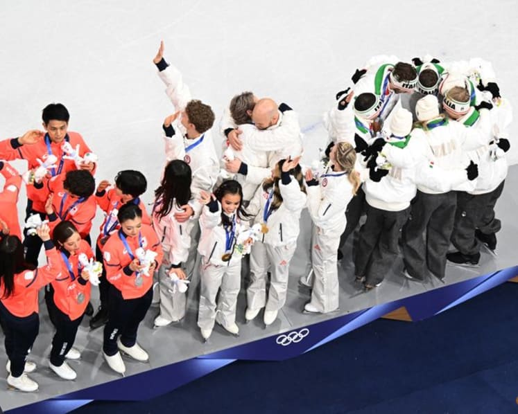 Figure Skating-Milano Cortina organisers apologise for medal podium surface mishap