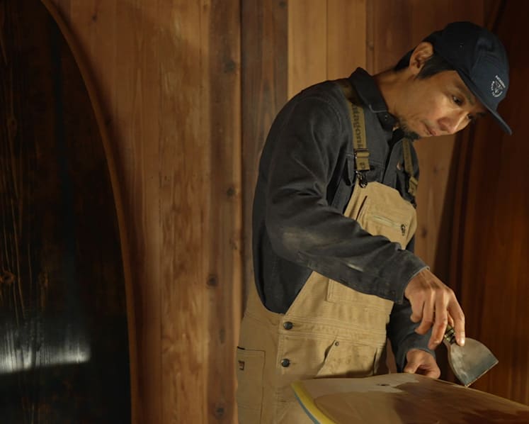 This artisan who is also an avid skateboarder creates his own lacquer for his skateboards