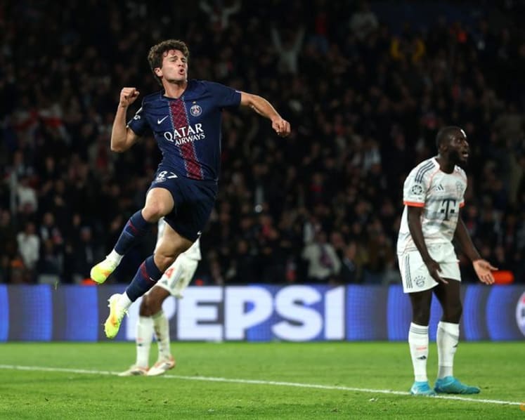 Diaz shines and sees red as Bayern beat PSG in Champions League