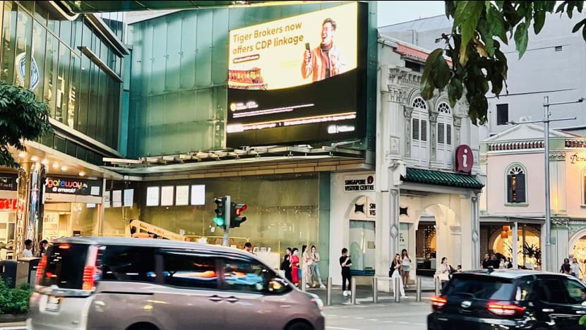 Supercharge your brand with our newest screen at Orchard Gateway Emerald Supercharge your brand with our newest screen at Orchard Gateway Emerald