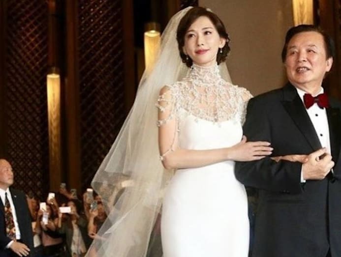 Here Are Photos Of Lin Chiling And Akira's Wedding - CNA Lifestyle Here Are Photos Of Lin Chiling And Akira's Wedding - CNA Lifestyle
